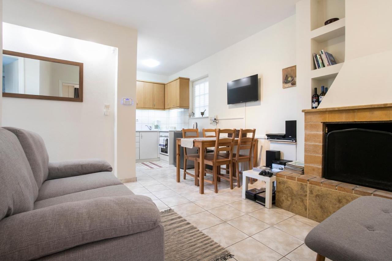 Anavyssos 1 Bedrm 4 Prs Flat 5Min Walk From Beach Bagian luar foto